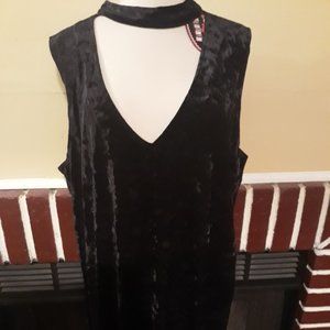 Paperdoll Black Crushed Velvet Dress